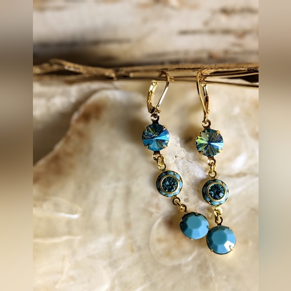 Turquoise Blue And Flower Swarovski Crystal In Drop Down Earrings - Picture 4 of 5
